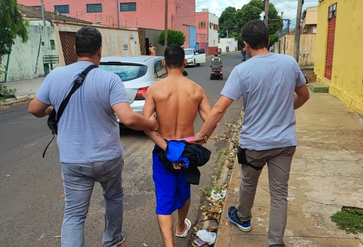 Foragido do Piauí por tentativa de homicídio e corrupção de menores é preso em MG
