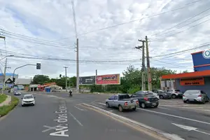 Avenida dos Expedicionários, no cruzamento com a Avenida Fernando Pires Leal. (Foto: Google Maps)