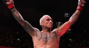 Charles do Bronxs comemora vitória no UFC Rio