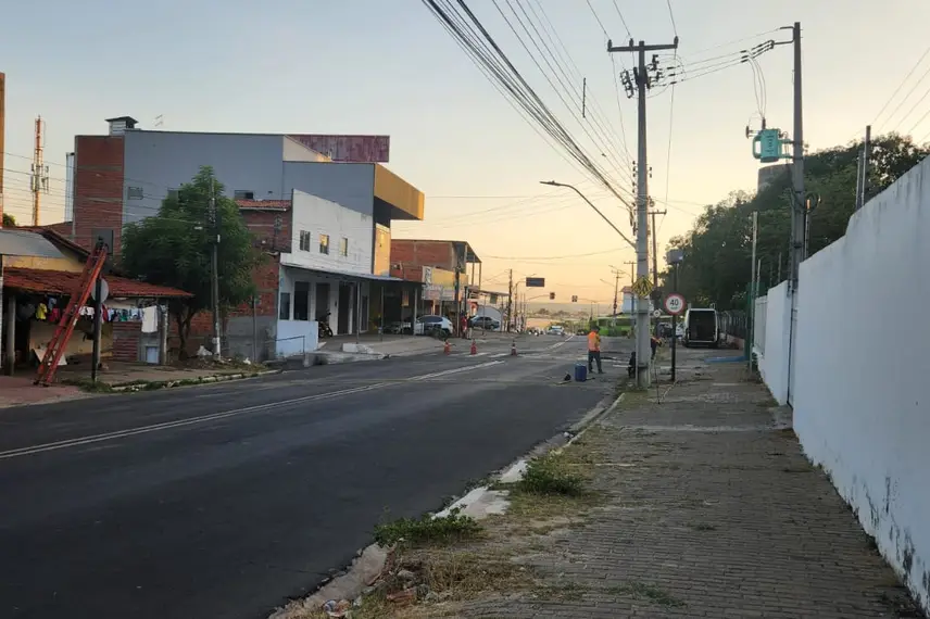 Foto sensor novo na Avenida Duque de Caxias no bairro Buenos Aires