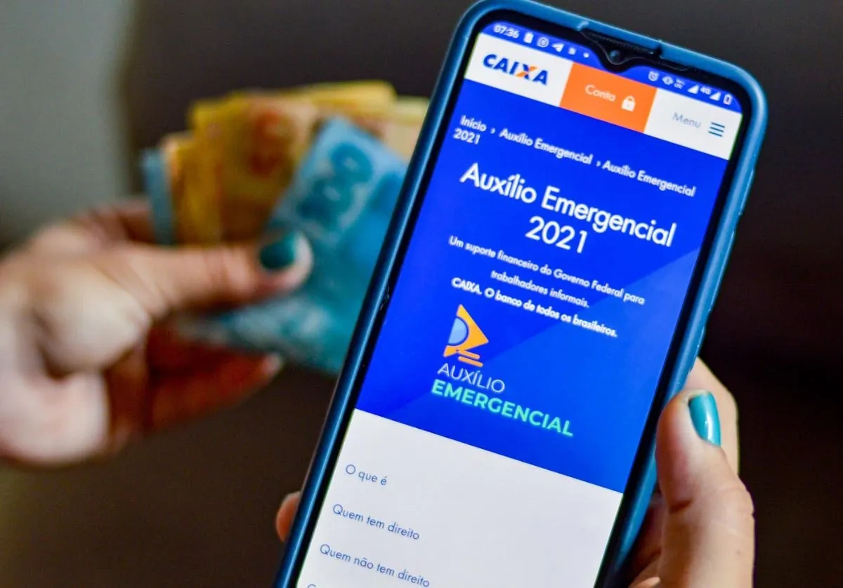 Governo cobra devolução de R$ 478 milhões pagos indevidamente no Auxílio Emergencial
