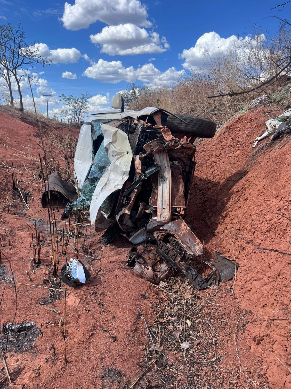 Grave acidente na BR-135, na zona rural do município de Monte Alegre do Piauí
