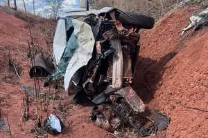 Grave acidente na BR-135, na zona rural do município de Monte Alegre do Piauí (Foto: PM-PI)