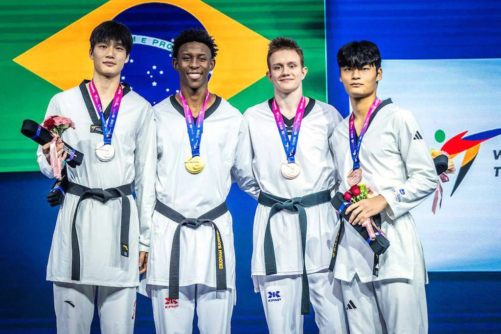 Henrique Marques celebra a conquista do Mundial na China e demais concorrentes