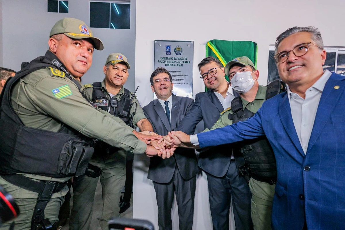 Inauguração de Batalhão da PM no centro de Teresina