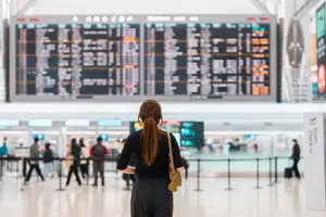 Passageira em aeroporto (Foto: Reprodução)