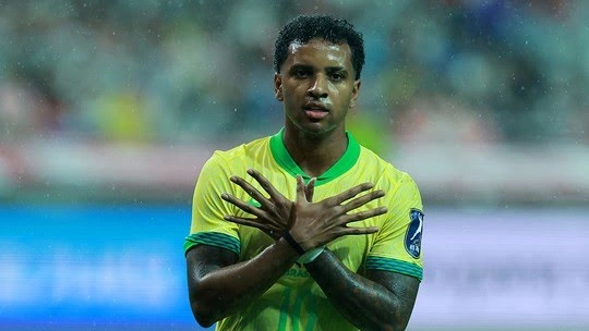 Rodrygo comemorando um dos gols contra a Coréia do Sul