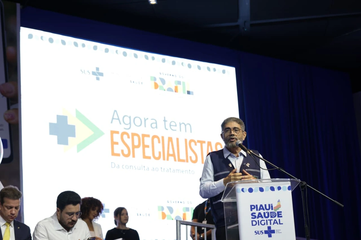 Secretário de Saúde, Antônio Luiz