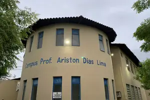 Campus Professor Ariston Dias Lima da Universidade Estadual do Piauí (Uespi) (Foto: Reprodução)