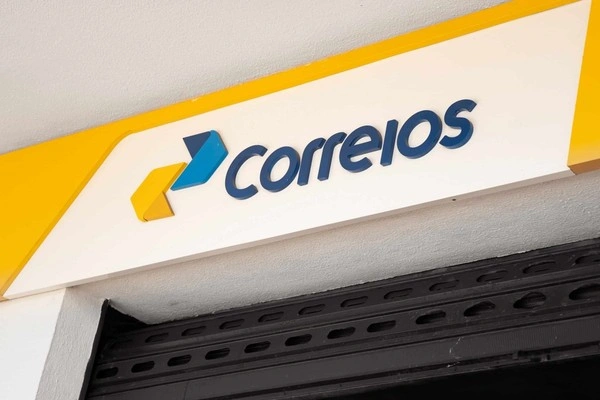 Correios aprovam reestruturação e preveem empréstimo de R$ 20 bilhões para recuperação