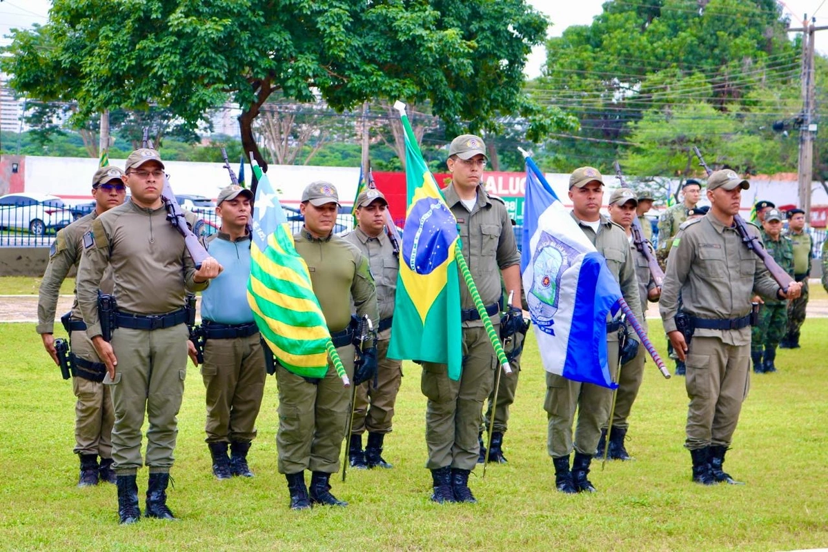 Dia da Bandeira é momento de homenagens e promoções da Polícia Militar do Piauí