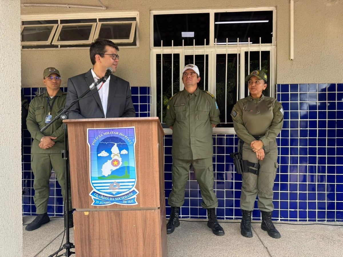 Governo inaugura Comando de Polícia Comunitária e reforça projetos sociais da PM-PI