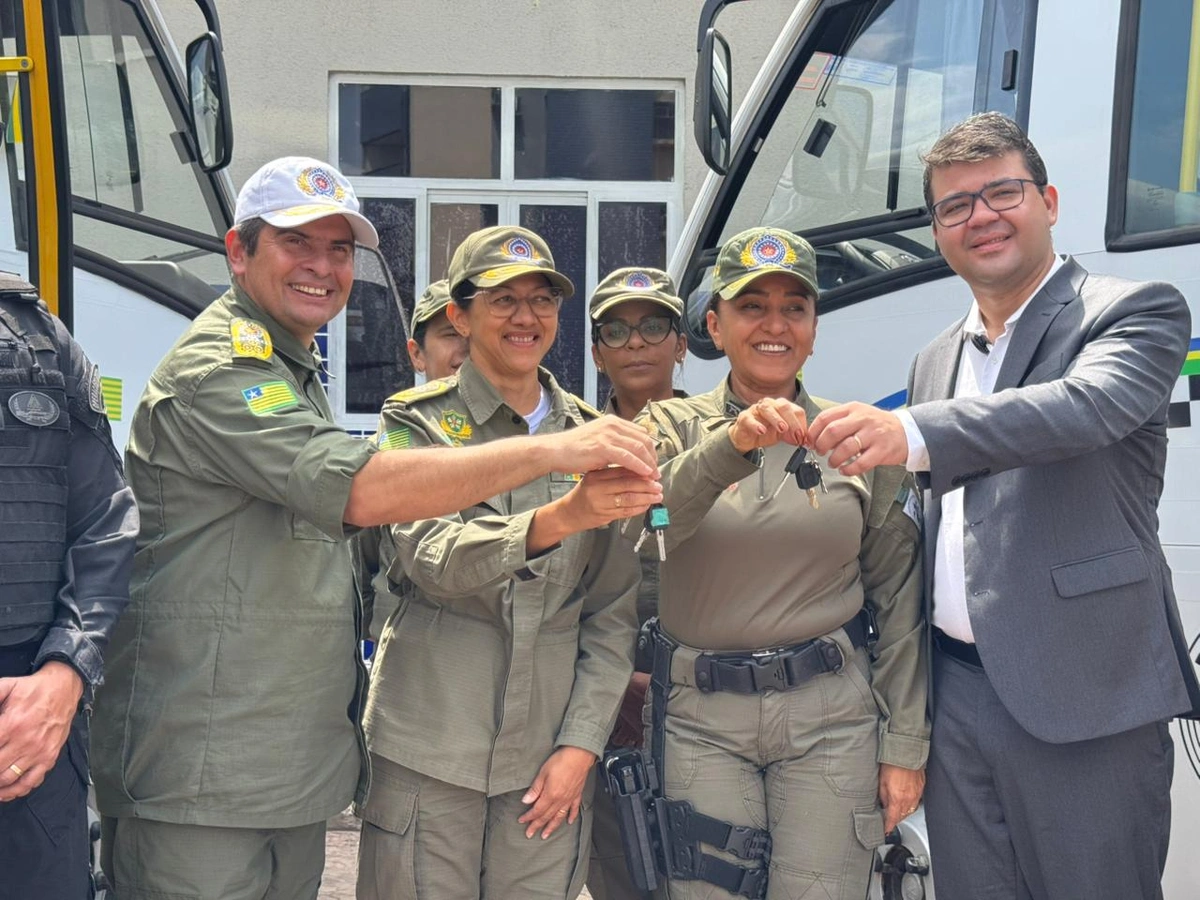 Governo inaugura Comando de Polícia Comunitária e reforça projetos sociais da PM-PI