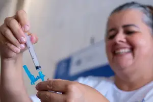 Lançamento da vacina 100% brasileira contra a dengue (Foto: MS)