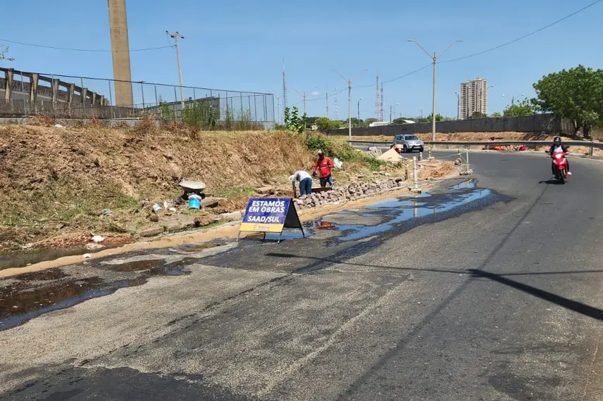 Manutenção no prolongamento da Avenida Barão de Castelo Branco