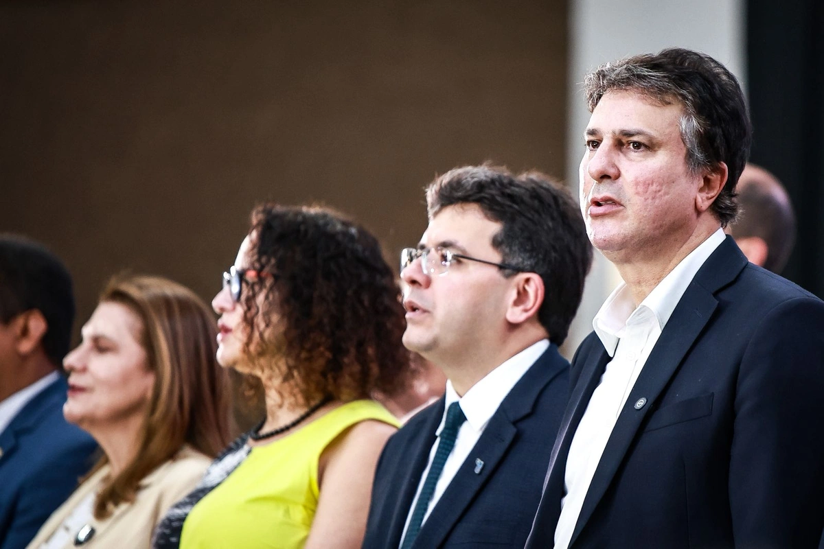 Ministros Camilo Santana e Luciana Santos