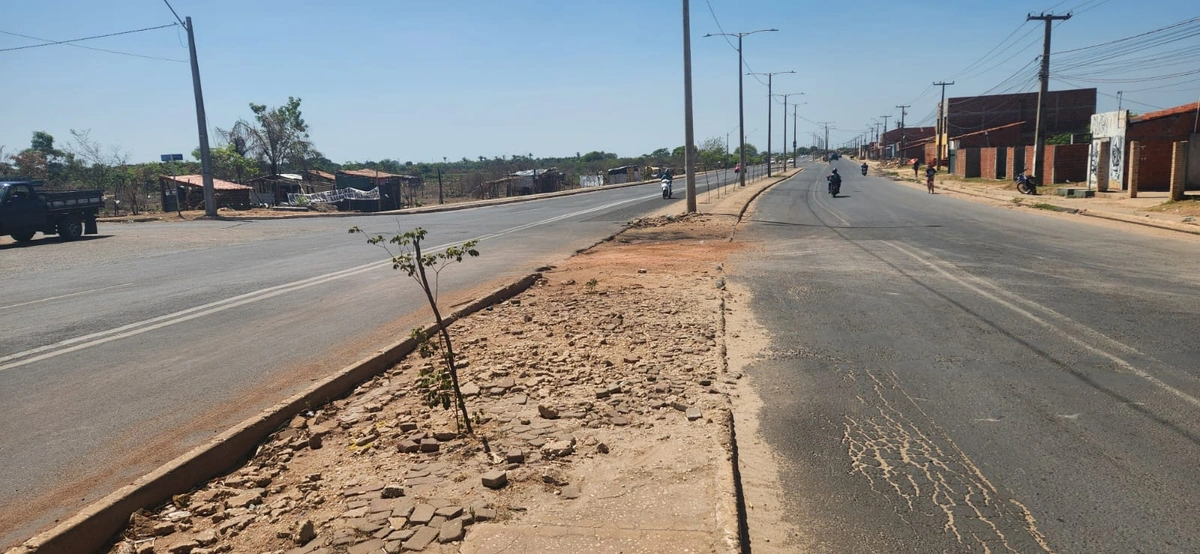 O cruzamento informal da Avenida Poty zona norte de Teresina
