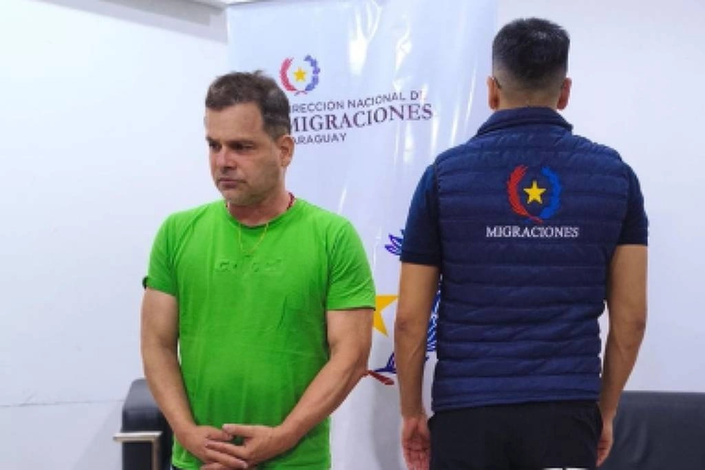 Ex-diretor da Polícia Rodoviária Federal Silvinei Vasques em custódia da Direção Nacional de Migrações no Paraguai