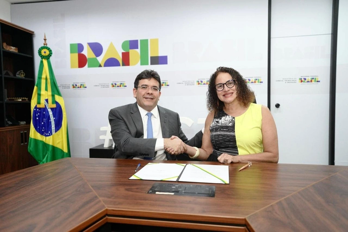 Governador Rafael Fonteles e a Ministra Luciana Santos da Ciência, Tecnologia e Inovação