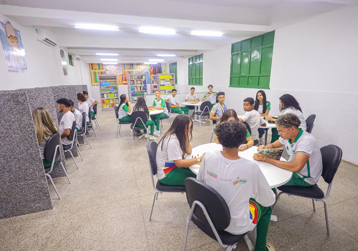 Governo investe mais de R$ 12 milhões em obras de infraestrutura de educação em Picos