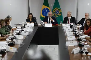 Lula convoca diálogo institucional para enfrentar feminicídio e proteger vidas (Foto: Reprodução)