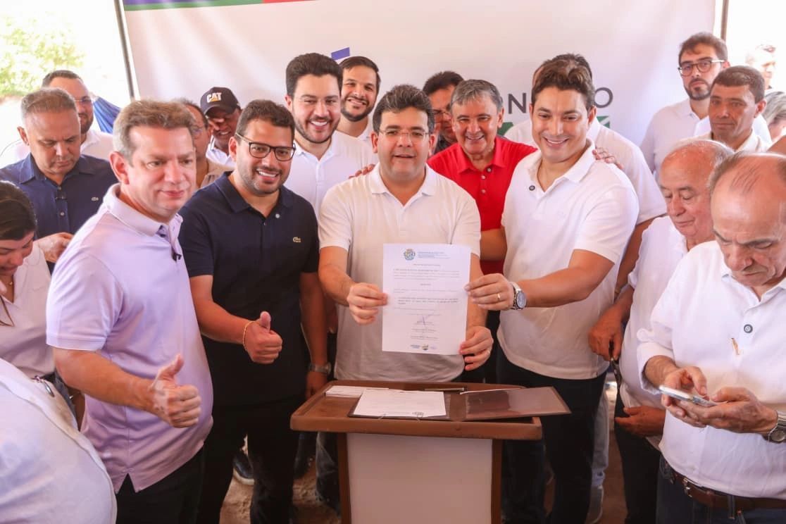 Rafael Fonteles inaugura pavimentação da PI-248