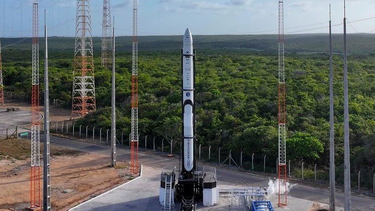 Veículo HANBIT-Nano apresentou anomalia após decolagem durante a Operação Spaceward, segundo a Força Aérea Brasileira