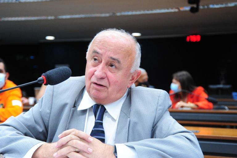 Deputado federal Júlio César