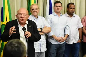 Posse de Edson Melo (Foto: Jailson Soares)