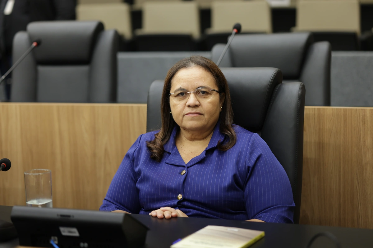 Elisângela Moura (PCdoB)