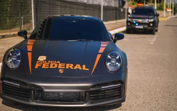 PF transforma Porsche de traficante em viatura oficial de luxo