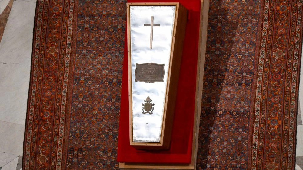 Caixão de Francisco