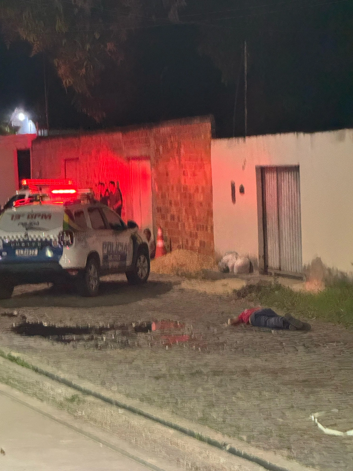 Frentista é executado a tiros na zona norte de Teresina; mulher também é baleada