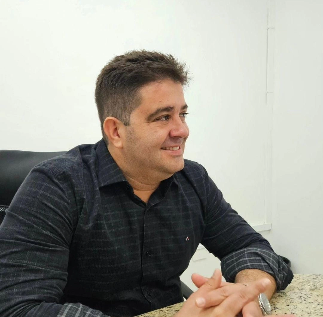 Luís André
