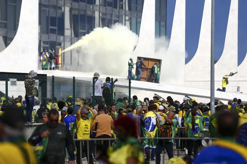 Manifestação golpista Manifestação golpista