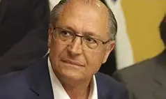 Alckmin se reúne com setores afetados por tarifaço e com encarregado de negócios