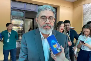 Secretário Antônio Luiz no HGV (Foto: Reprodução 180 Graus)