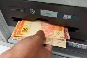 Tentativa de saque gera prisão por causa de documento falso (Foto: Reprodução)