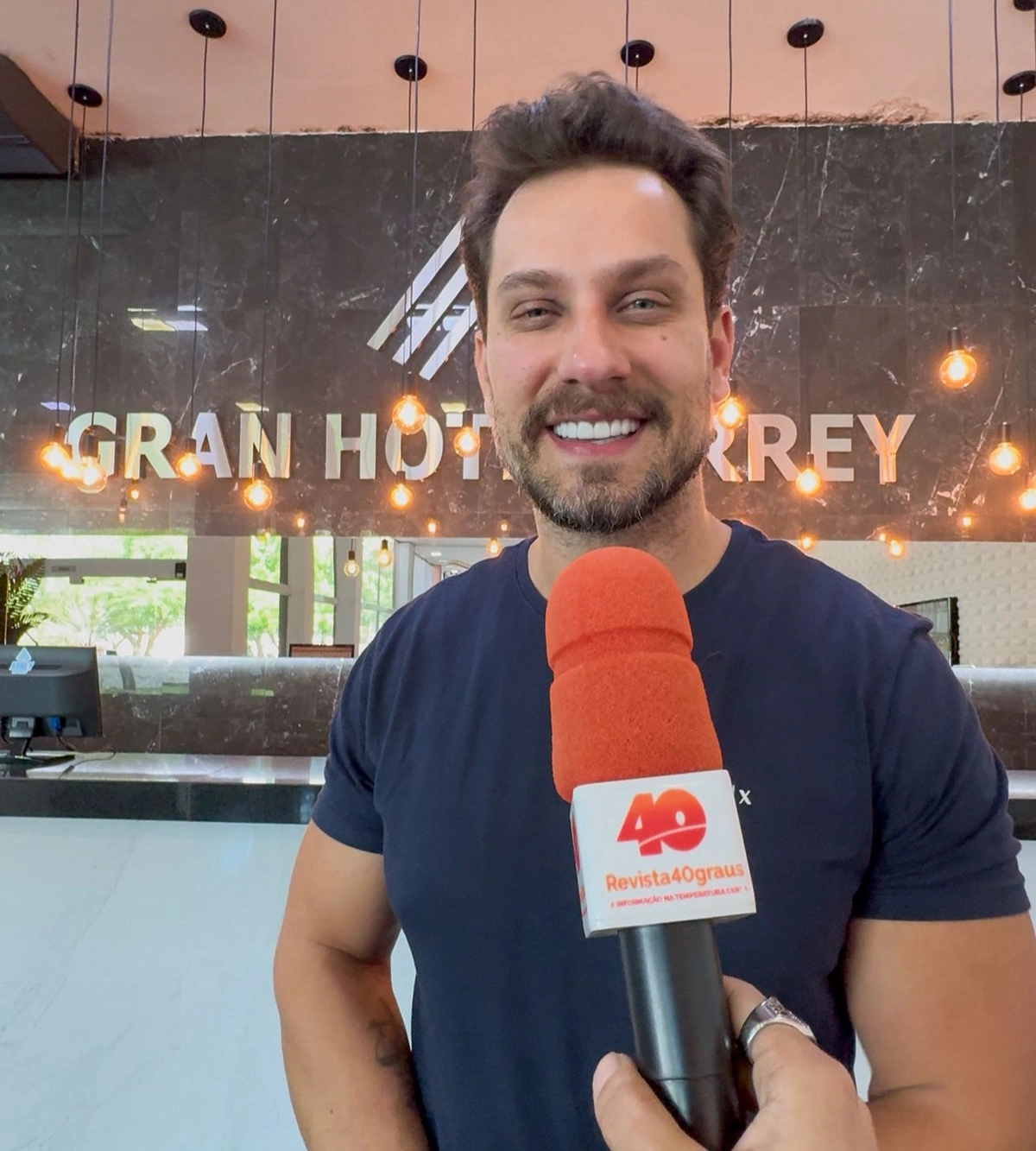 Artista esteve na capital piauiense para ações promocionais e elogiou receptividade do público local