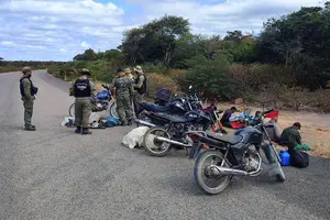Durante as buscas, realizadas na madrugada e na manhã de ontem, no município de Guaribas (Foto: Divulgação)