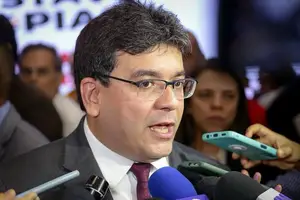Governador Rafael Fonteles em coletiva (Foto: Reprodução)