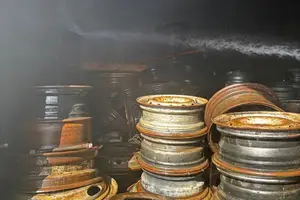 Loja de autopeças em Floriano pega fogo (Foto: CBMEPI)