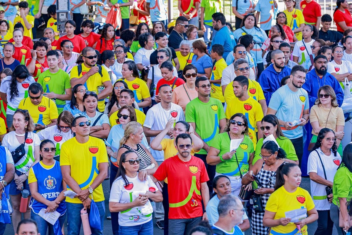 Particpantes da Caminhada da Fraternidade 2025