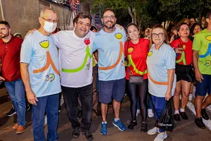 Rafael Fonteles na Caminhada da Fraternidade 2025 (Foto: Gabriel Paulino)