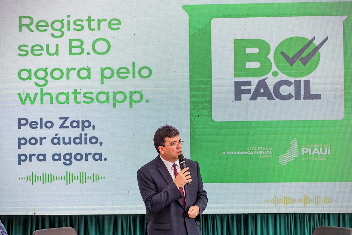 Rafael Fonteles no lançamento do B.O Fácil