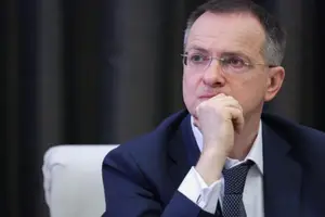 Vladimir Medinsky, assessor do presidente Vladimir Putin (Foto: Reprodução | GAVRIIL GRIGOROV/EFE/EPA//SPUTNIK/KREMLIN)
