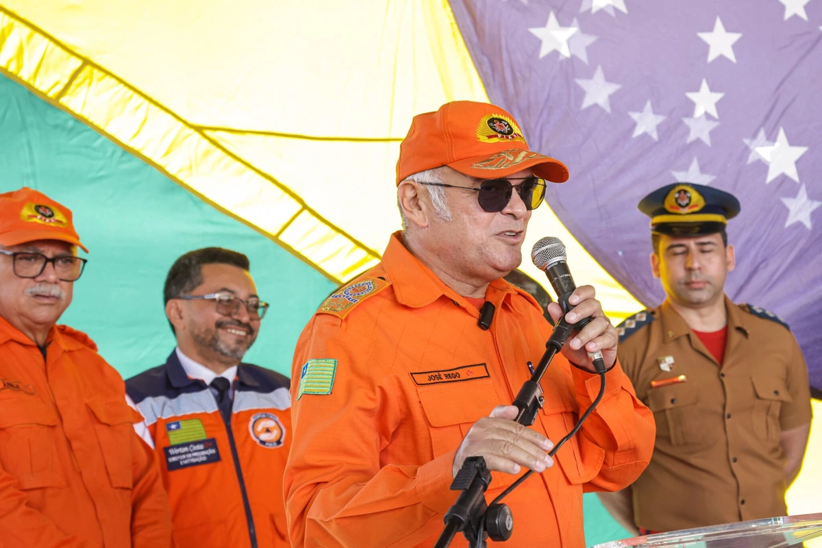 Comandante-geral do Corpo de Bombeiros, José Arimateia Rêgo