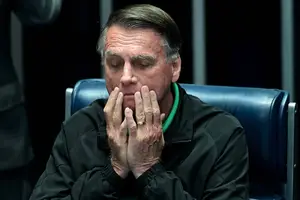 Jair Bolsonaro em sessão no Congresso (Foto: Reprodução)