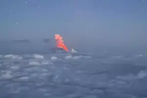 Maior vulcão da Eurásia entra em erupção após terremoto na Rússia (Foto: Reprodução | Filial de Kamchatka do Centro Federal de Pesquisa de Levantamentos Geofísicos da Academia Russa de Ciências/Telegram)