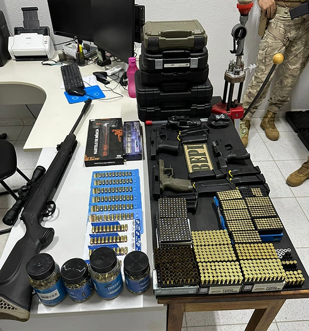 Arsenal encontrado na residência em Parnaíba